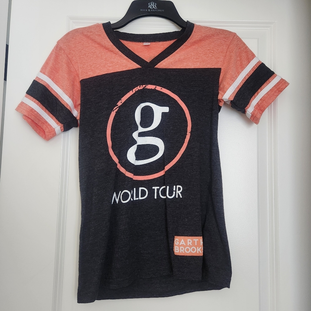 Official Garth Brooks 2015 World Tour Jersey Tee